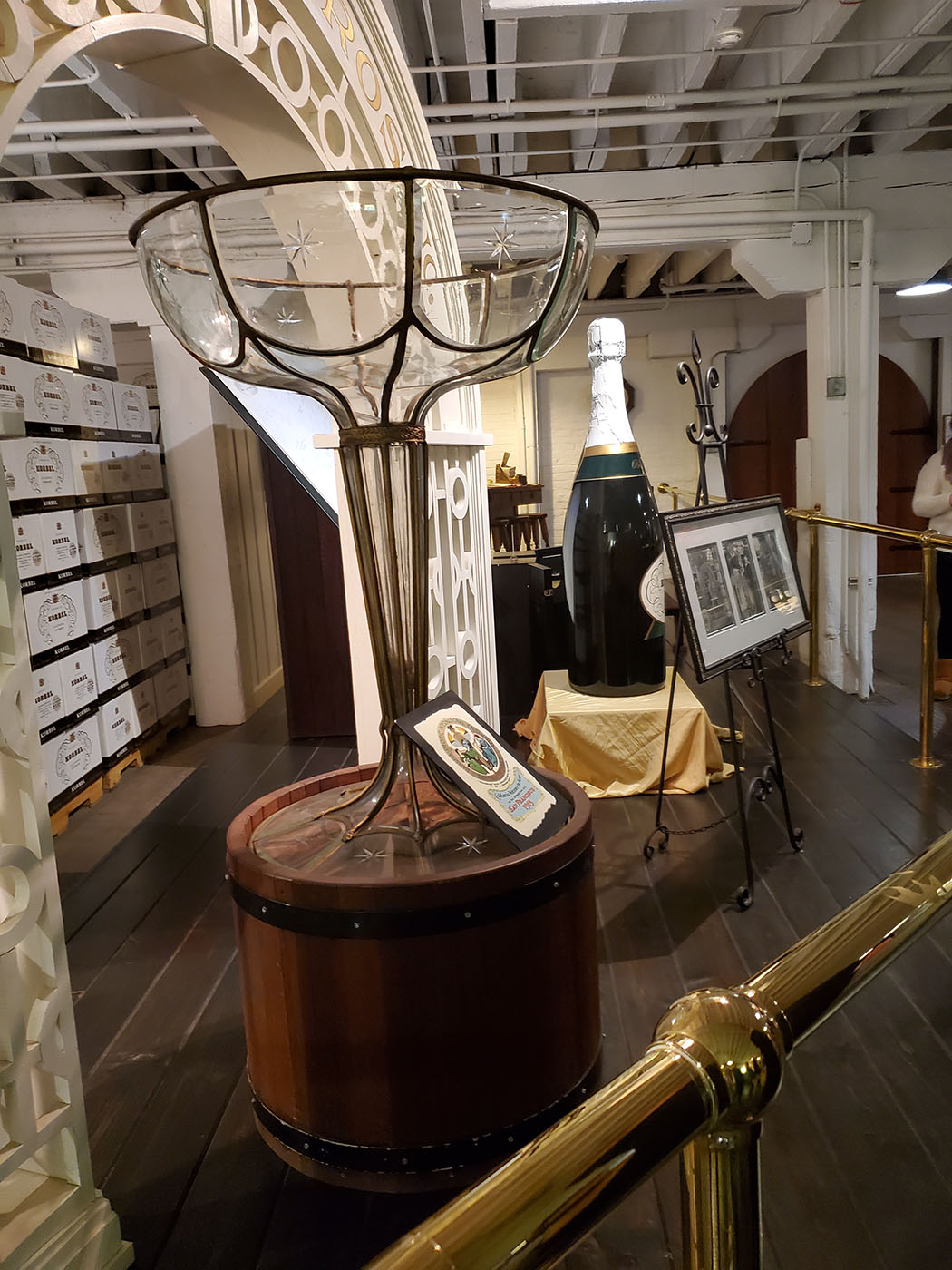 Large champagne glass