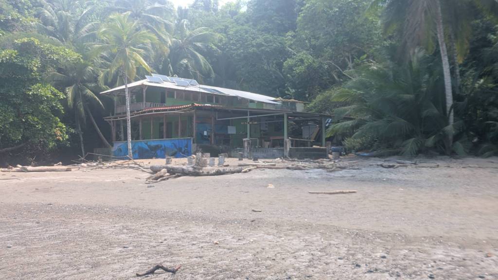 The only building on the island, the rangers station